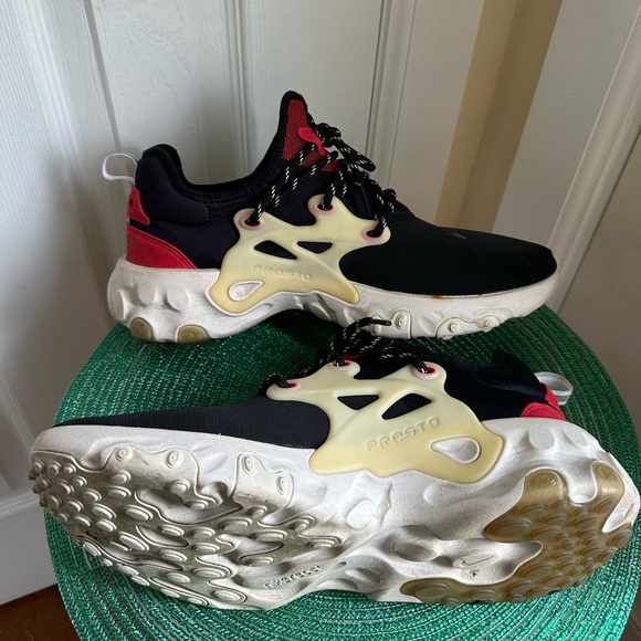 Nike React Presto 'Chatty Matador' Sneakers - Picture 4 of 12